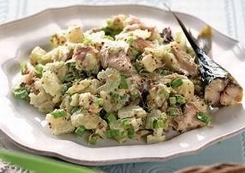 Салат из скумбрии