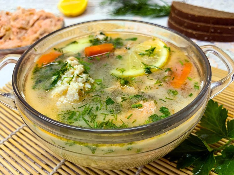 Уха из красной рыбы