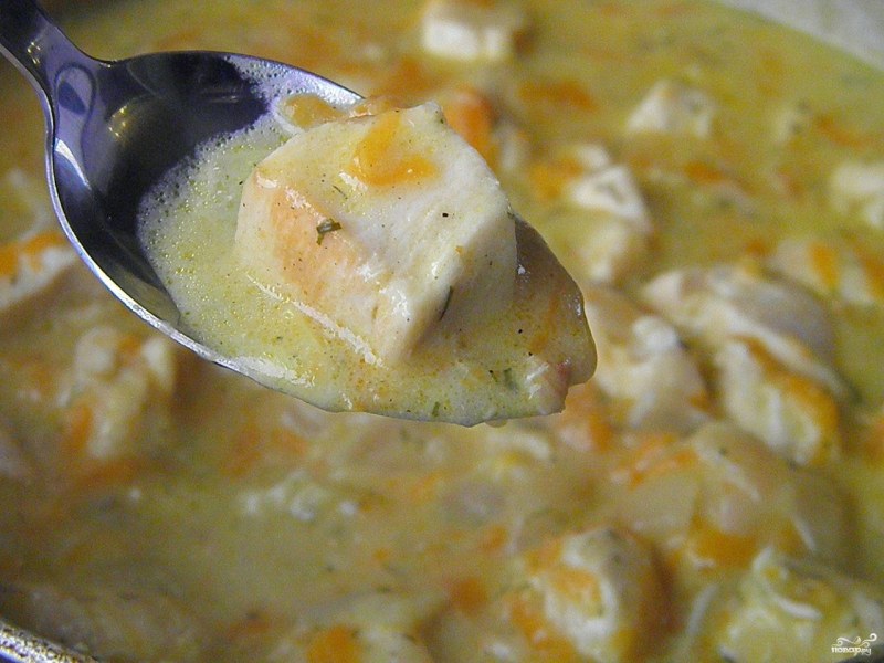 Куриный гуляш с подливкой