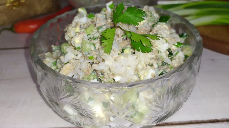 Салат Мимоза с сайрой
