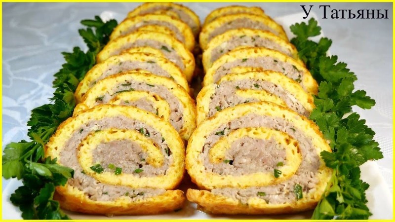 Сырный рулет с фаршем