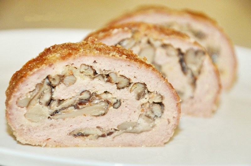 Мясной рулет куриный