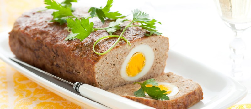 Рулет мясной фаршированный омлетом