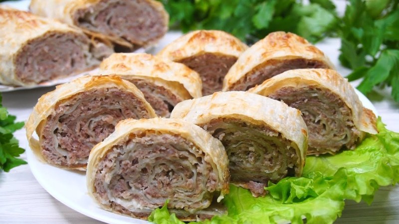 Рулет с фаршем