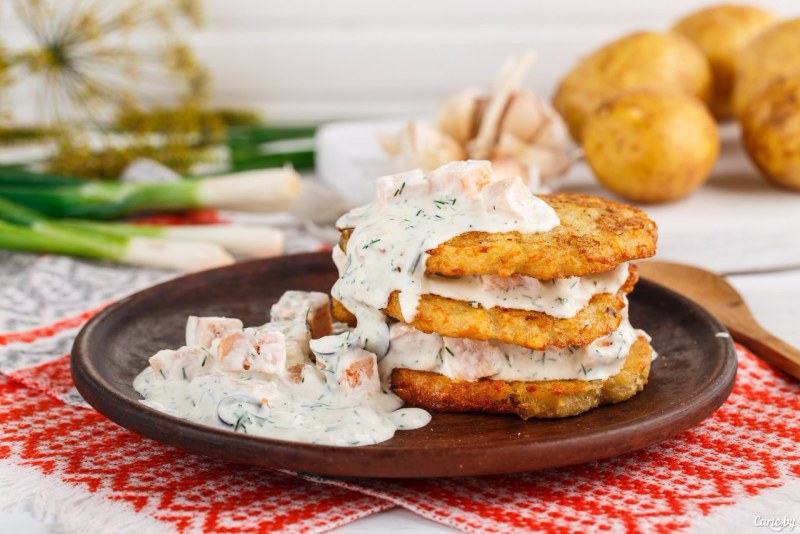 Картофельный драник с курицей