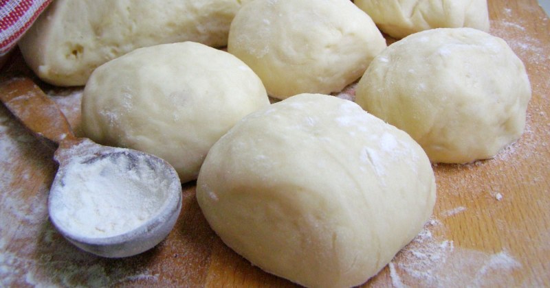 Булочки с сахарной пудрой