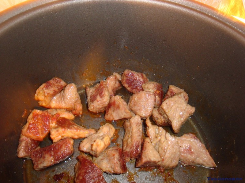 Кусочки жареного мяса