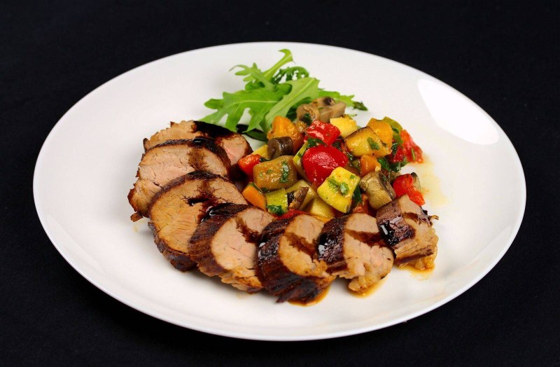 Кусочки жареного мяса