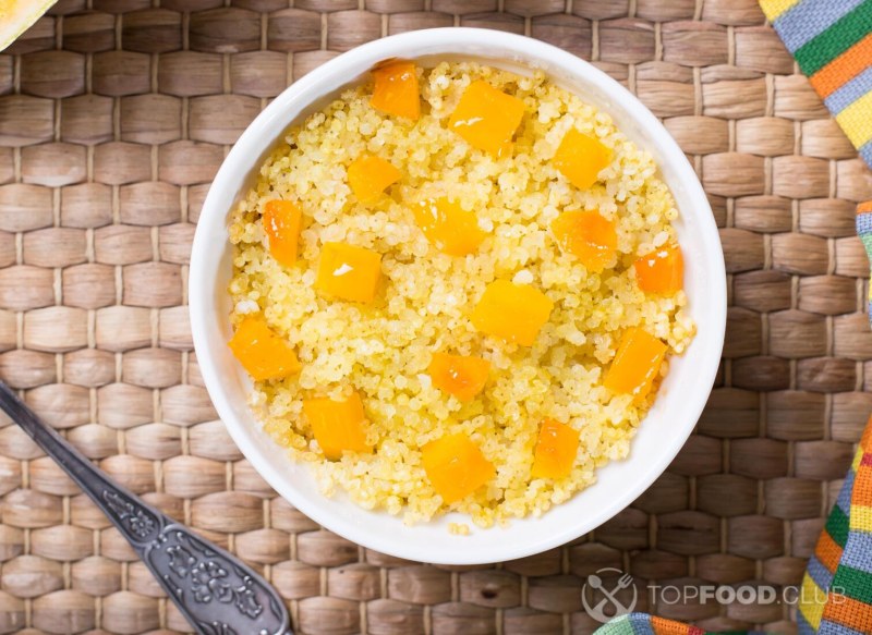 Пшенная каша с тыквой и яблоками