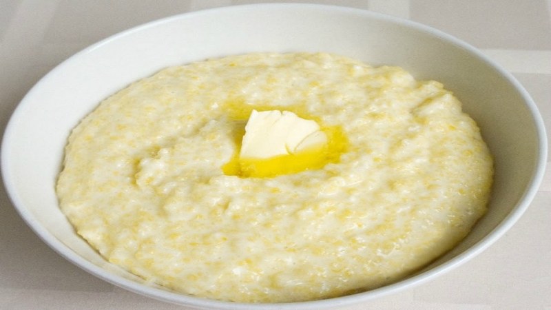 Кукурузная каша на молоке