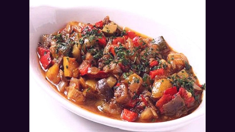 Овощное рагу с кабачками и картошкой