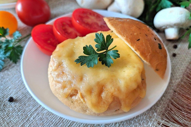 Жульен в булке