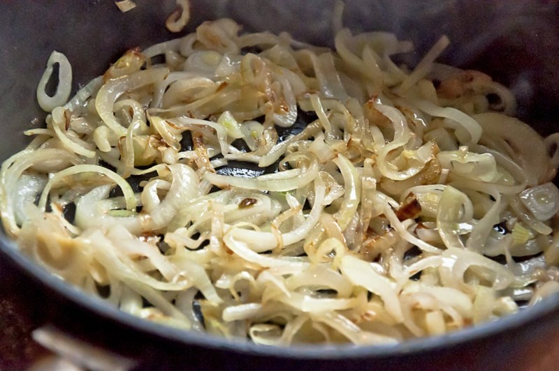 Лук репчатый жареный