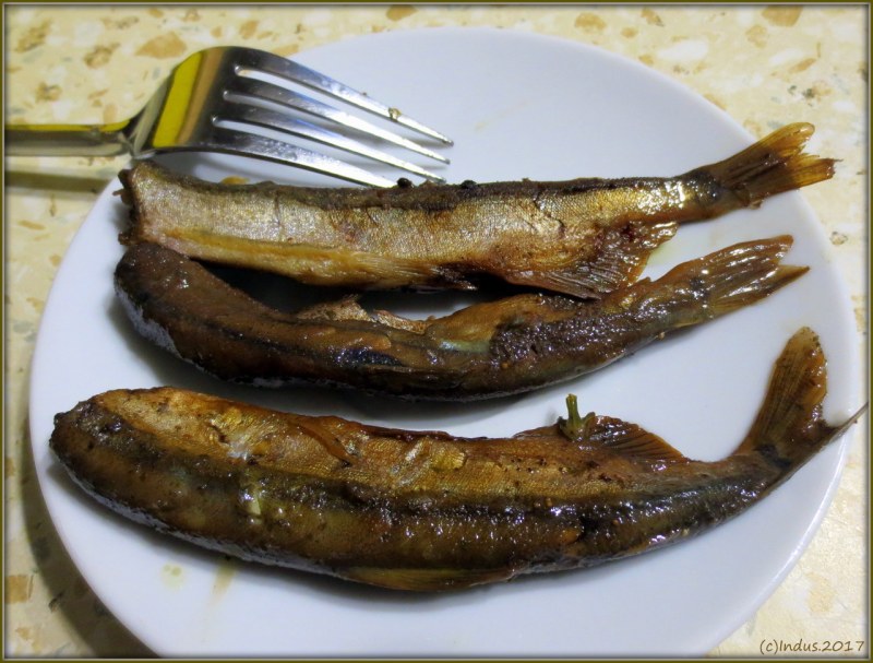 Маринованная мойва