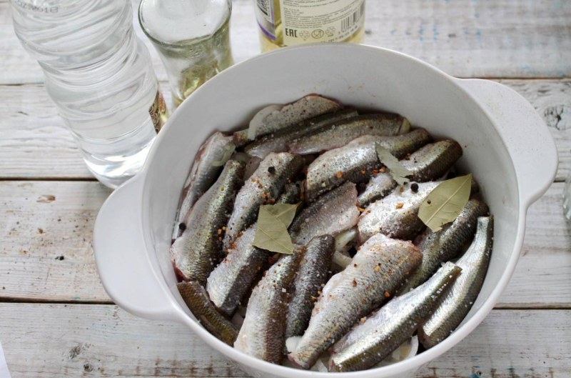 Селедочка скумбрия с лучком