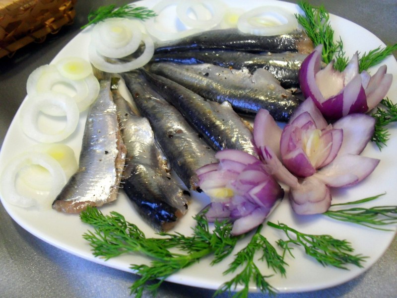 Скумбрия пряная малосольная