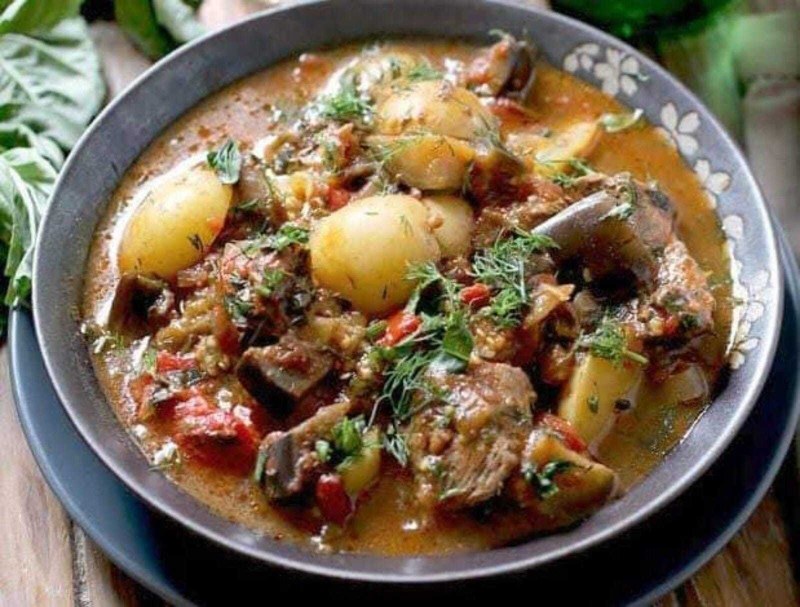 Чанахи (говядина с овощами по-грузински)