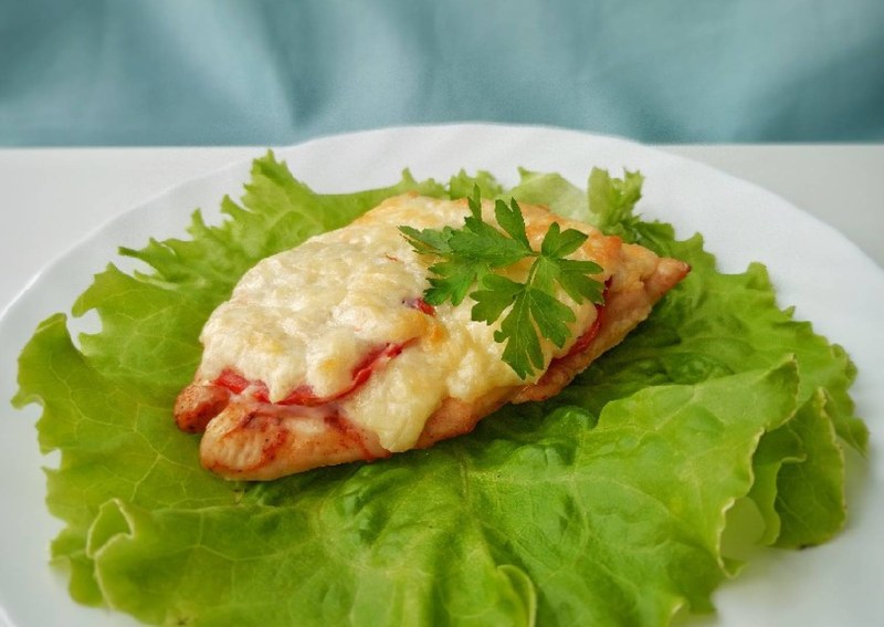 Куриное филе в панировочных сухарях