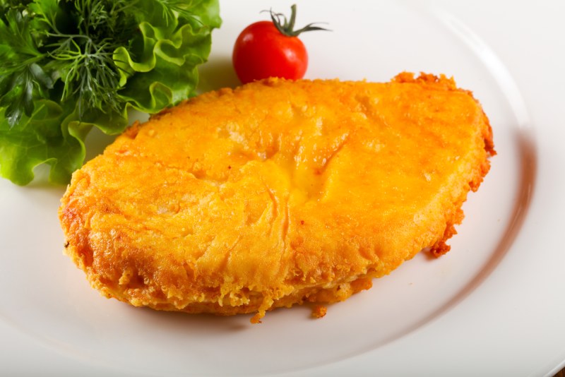 Куриное филе в сырной корочке