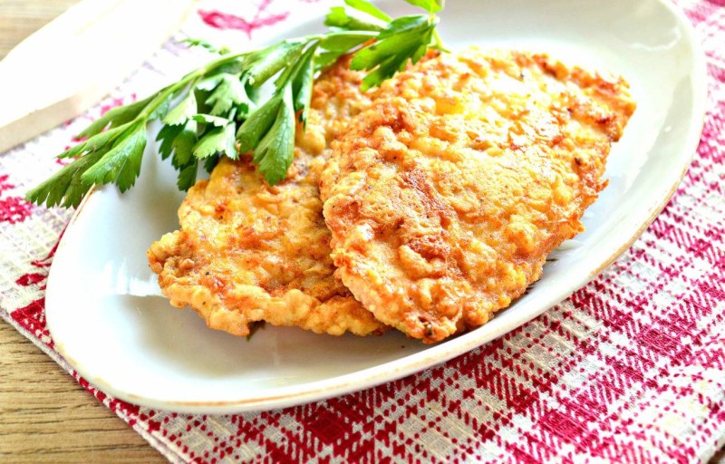Куриная отбивная в сырной корочке